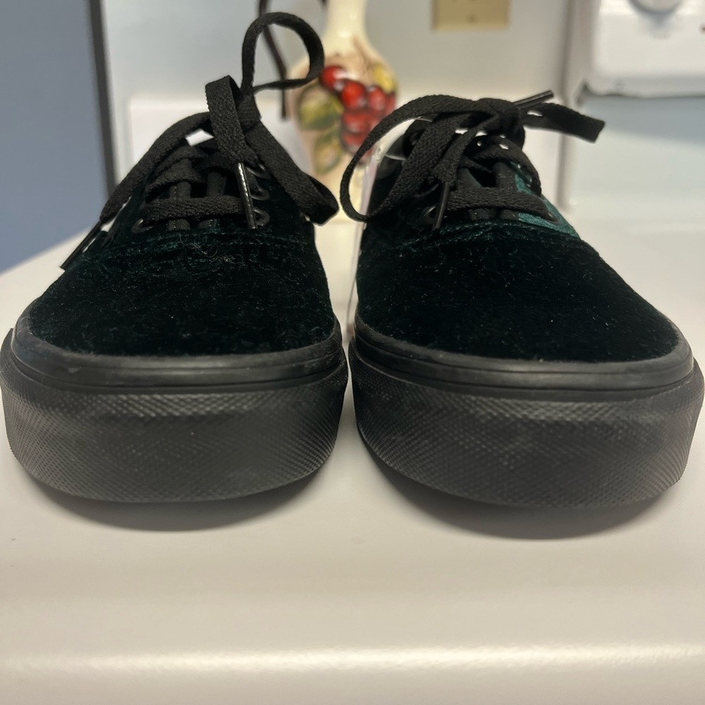NWT Vans Velvet Jungle Green Sneakers - Picture 4 of 12